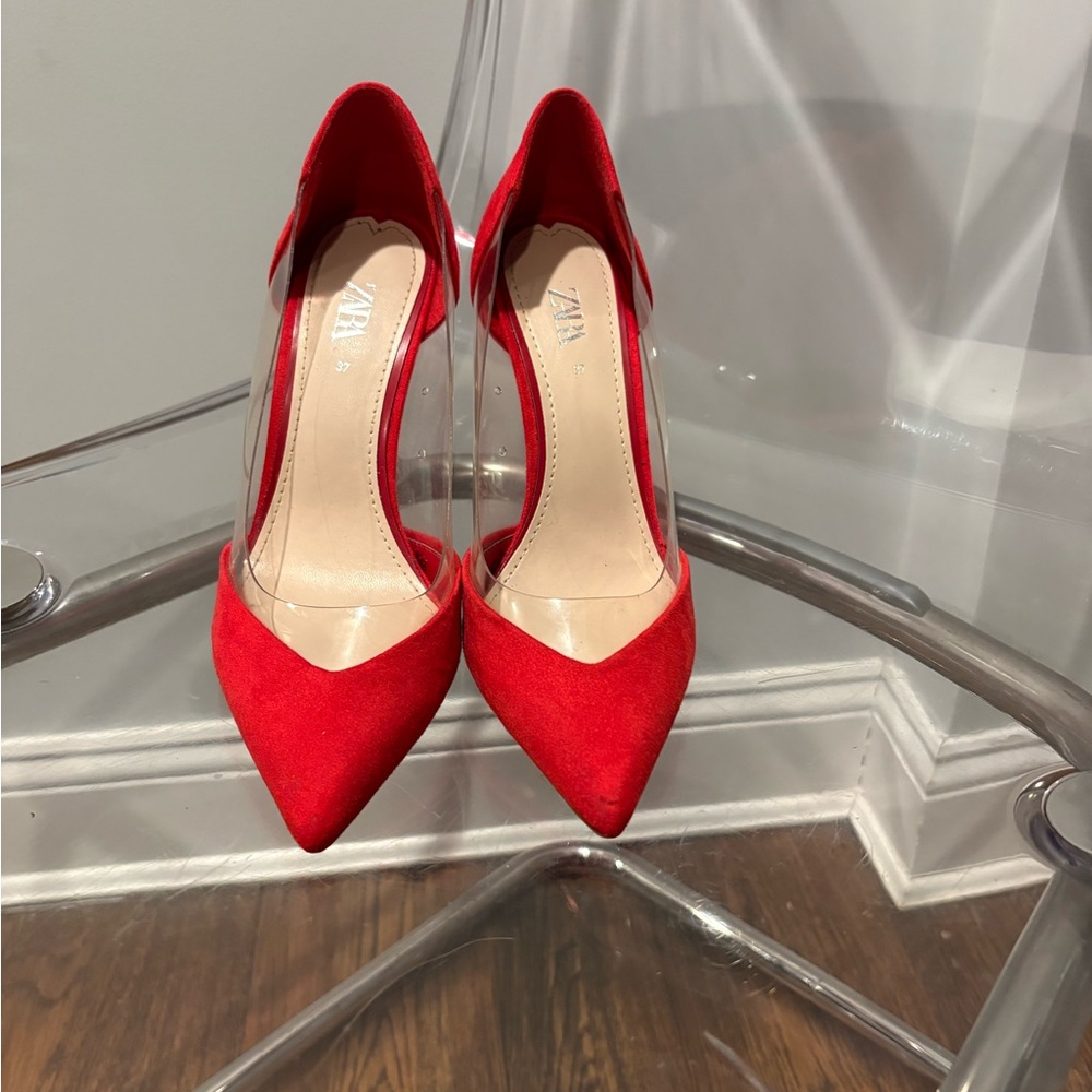 Zara Women's Vibrant Red Heels
